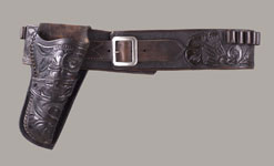 MEXICAN LOOP PATTERN HOLSTER AND HERMAN HEISER BELT